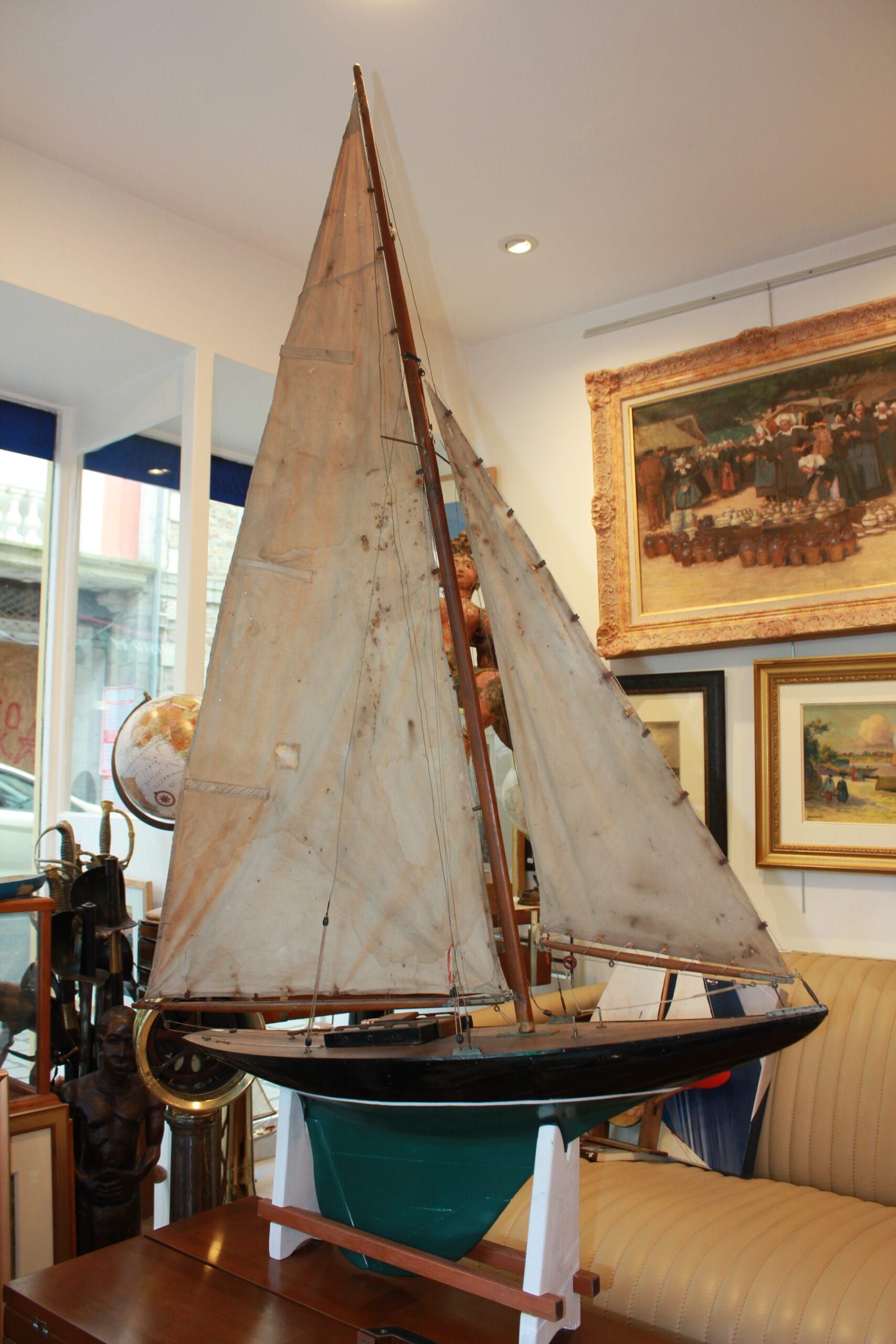 Grand voilier de bassin années 1930