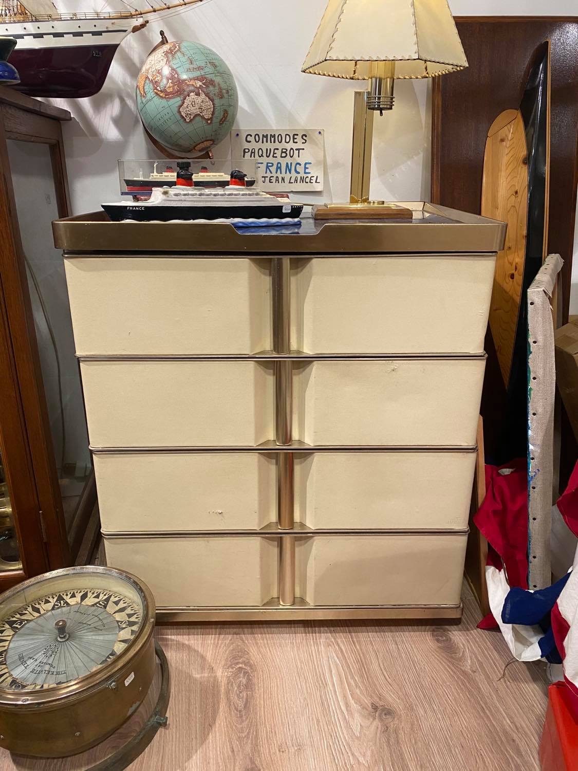 Commode Paquebot France