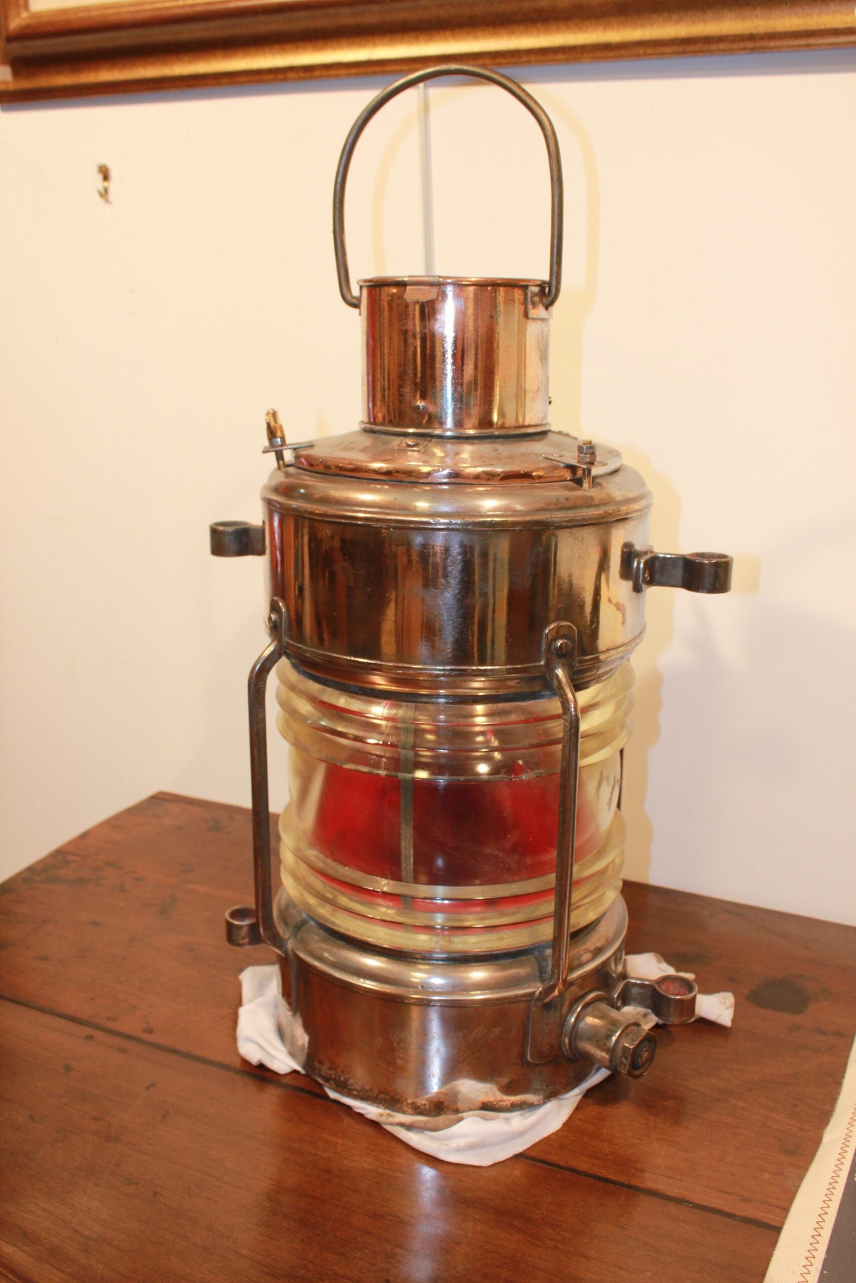 Grande lampe de coursive