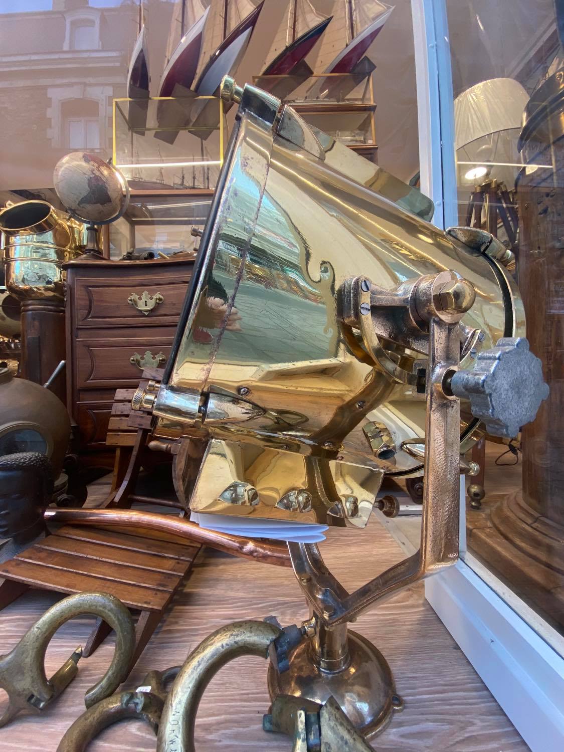 Projecteur Scott de Morse